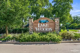 502 Redondo Dr, Downers Grove, IL 60516 - Photo 2
