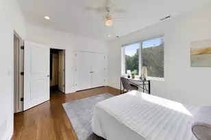 2224 W Roscoe St, Chicago, IL 60618 - Photo 20