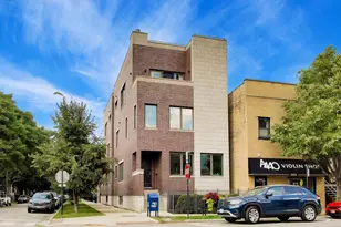 2224 W Roscoe St, Chicago, IL 60618 - Photo 48