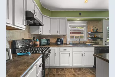815 Parkside Drive, Rockford, IL 61108 - Photo 16
