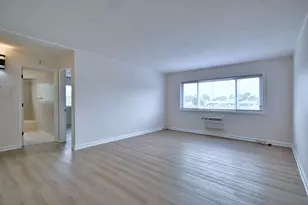 600 S York St, Elmhurst, IL 60126 - Photo 10