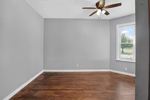 1541 S Tripp Ave, Chicago, IL 60623 - Photo 4