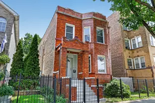 1541 S Tripp Ave, Chicago, IL 60623 - Photo 2