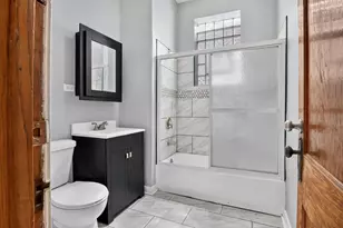 1541 S Tripp Ave, Chicago, IL 60623 - Photo 36