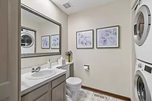 941 W Gunnison St, Chicago, IL 60640 - Photo 12