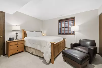 941 W Gunnison Street #1W, Chicago, IL 60640 - Photo 16