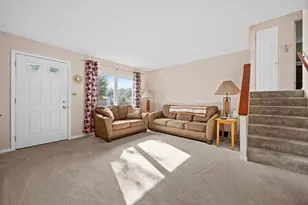 812 Kemman Ave, La Grange Park, IL 60526 - Photo 4