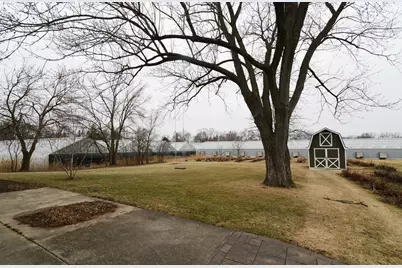 1070 Center Drive, South Elgin, IL 60177 - Photo 32