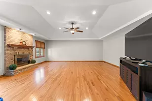 10241 Royal Ct, Mokena, IL 60448 - Photo 8