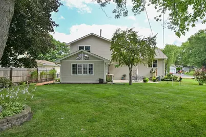 2109 Fairfield Road, Lindenhurst, IL 60046 - Photo 28