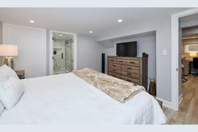 6242 N Kenmore Avenue #D, Chicago, IL 60660 - Photo 18