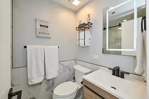 6242 N Kenmore Ave, Chicago, IL 60660 - Photo 40