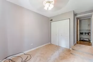 8728 S Rockwell Ave, Evergreen Park, IL 60805 - Photo 18