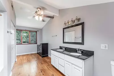 8728 S Rockwell Avenue, Evergreen Park, IL 60805 - Photo 14