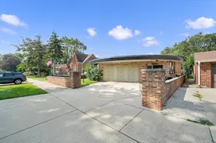 3936 Clarence Ave, Stickney, IL 60402 - Photo 2