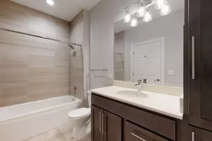 4758 N Laramie Ave, Chicago, IL 60630 - Photo 14