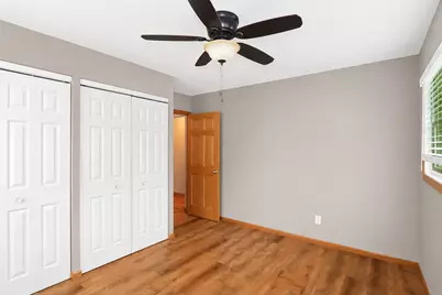 2302 Manor Lane, McHenry, IL 60051 - Photo 18