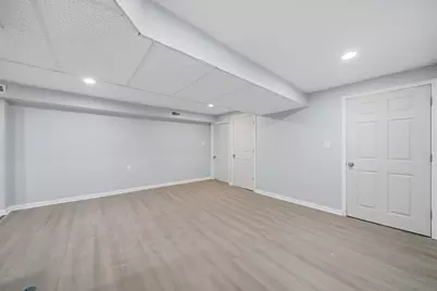 6833 S Merrill Avenue #Basement, Chicago, IL 60649 - Photo 4