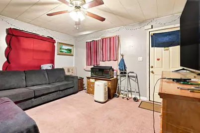 1306 13th Avenue, Sterling, IL 60181 - Photo 4