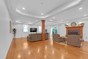 106 N Kenilworth Ave, Mount Prospect, IL 60056 - Photo 10