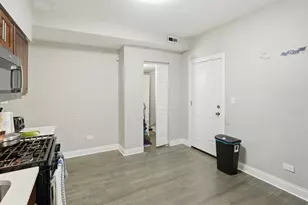 11025 S King Dr, Chicago, IL 60628 - Photo 4