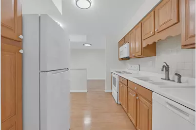 1415 E Central Road #305A, Arlington Heights, IL 60005 - Photo 8