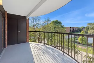1415 E Central Rd, Arlington Heights, IL 60005 - Photo 14