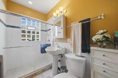 6211 N Mozart Street #2N, Chicago, IL 60659 - Photo 18