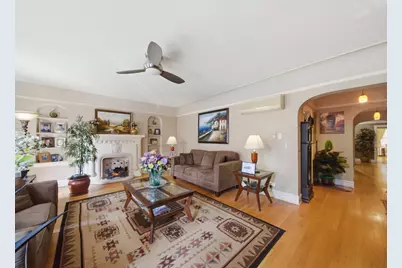 6211 N Mozart Street #2N, Chicago, IL 60659 - Photo 8