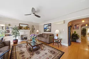 6211 N Mozart St, Chicago, IL 60659 - Photo 8