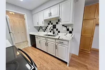 9800 S Karlov Avenue #2D, Oak Lawn, IL 60453 - Photo 8