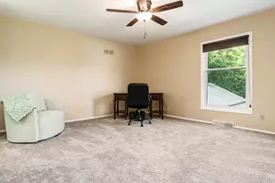 4621 High Point Dr, Rockford, IL 61114 - Photo 28