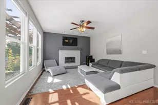 224 Burnett St, Yorkville, IL 60560 - Photo 10