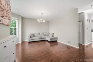 224 Burnett St, Yorkville, IL 60560 - Photo 4