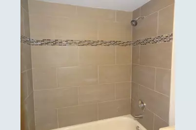 1950 Cherry Lane #315, Northbrook, IL 60062 - Photo 8