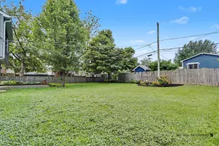 1530 Grove Dr, Round Lake Beach, IL 60073 - Photo 22