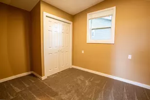 117 Clark St, Chenoa, IL 61726 - Photo 12