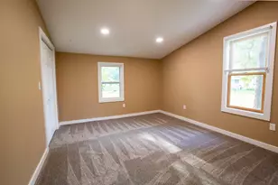 117 Clark St, Chenoa, IL 61726 - Photo 14