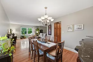 132 W King Arthur Ct, Palatine, IL 60067 - Photo 12