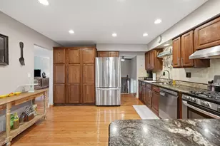 132 W King Arthur Ct, Palatine, IL 60067 - Photo 18