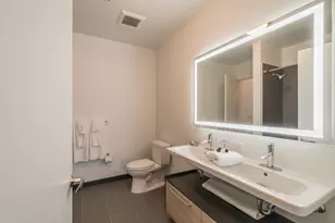 710 W Grand Ave, Chicago, IL 60654 - Photo 6