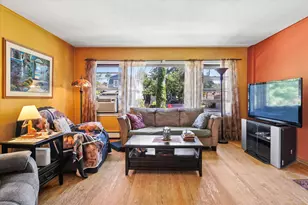 5214 N Leamington Ave, Chicago, IL 60630 - Photo 2