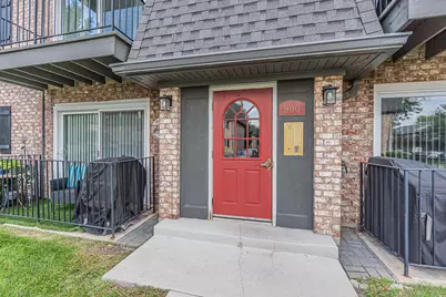 900 S Plum Grove Road #216, Palatine, IL 60067 - Photo 2