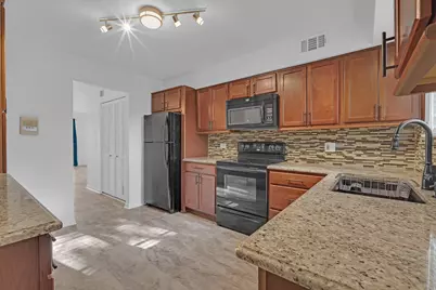900 S Plum Grove Road #216, Palatine, IL 60067 - Photo 6