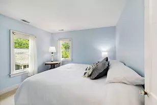 512 Barrington Ave, East Dundee, IL 60118 - Photo 24
