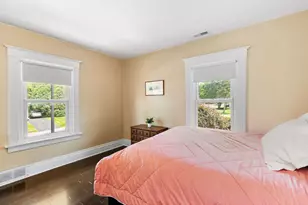 512 Barrington Ave, East Dundee, IL 60118 - Photo 20