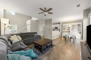 2755 McClennan Ct, Naperville, IL 60563 - Photo 6
