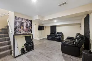8243 S Halsted St, Chicago, IL 60620 - Photo 14