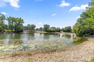 2000 St Regis Dr, Lombard, IL 60148 - Photo 30