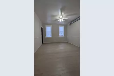 4445 W Carroll Avenue, Chicago, IL 60624 - Photo 2